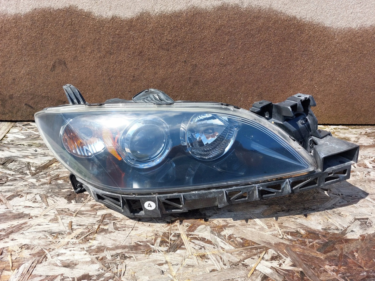 light front right Mazda 3 BK sedan