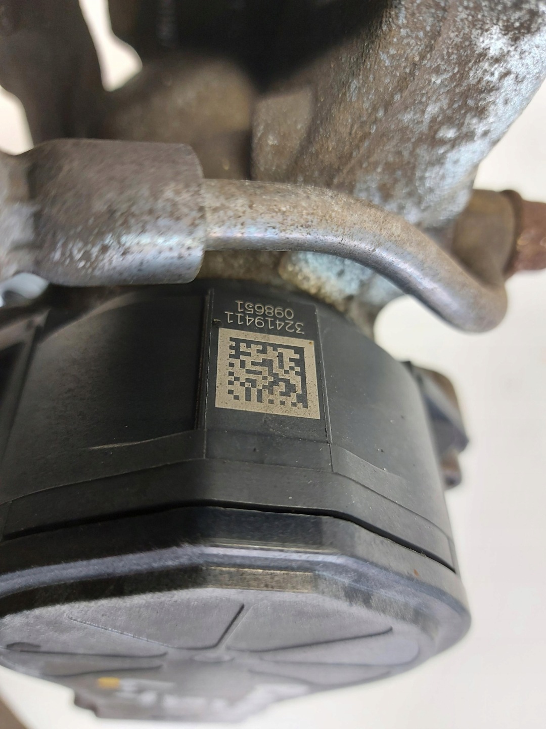 Ford Ranger X 6 VI 2024r caliper brake rear part left