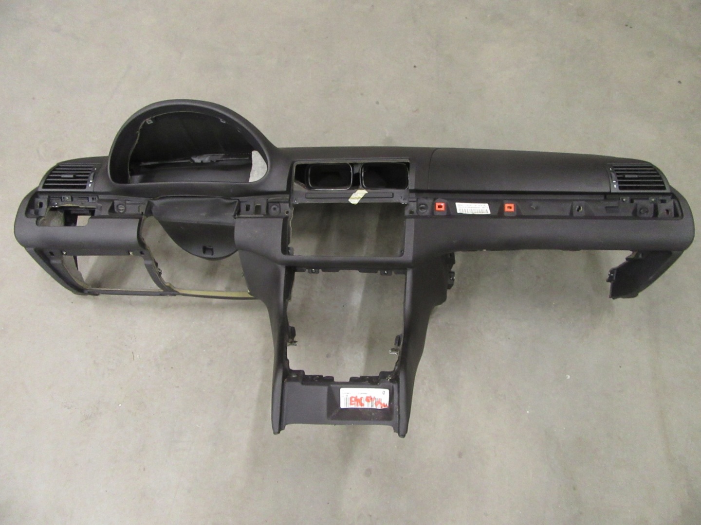 dashboard instrument panel BMW e46 sedan kombi coupe Europa