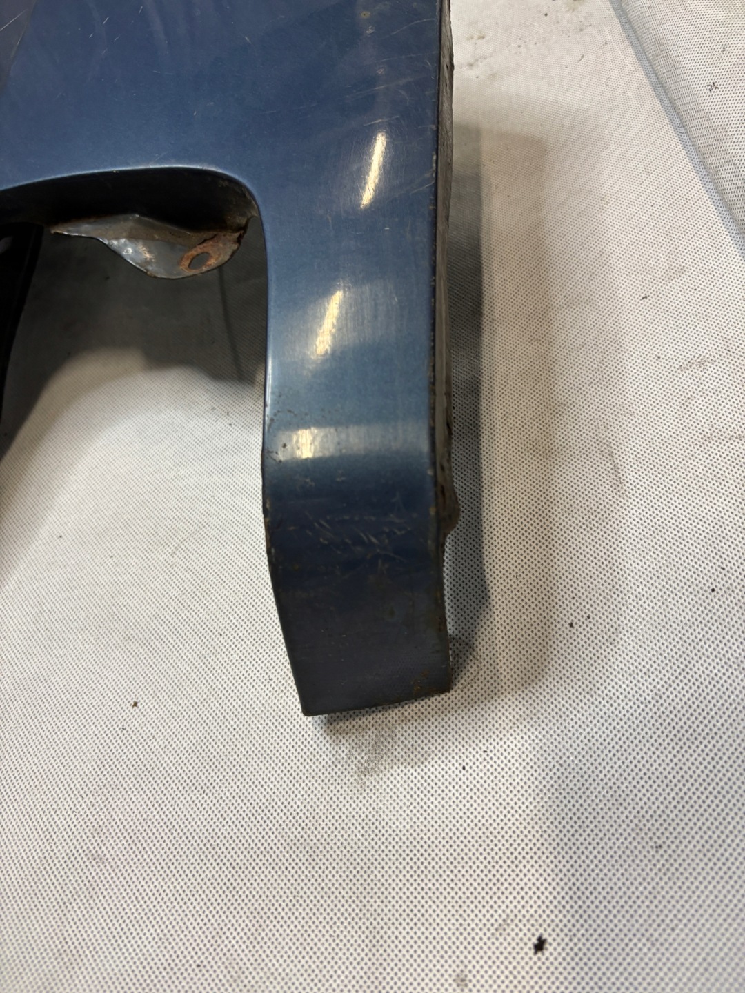 fender left front Mercedes S W126