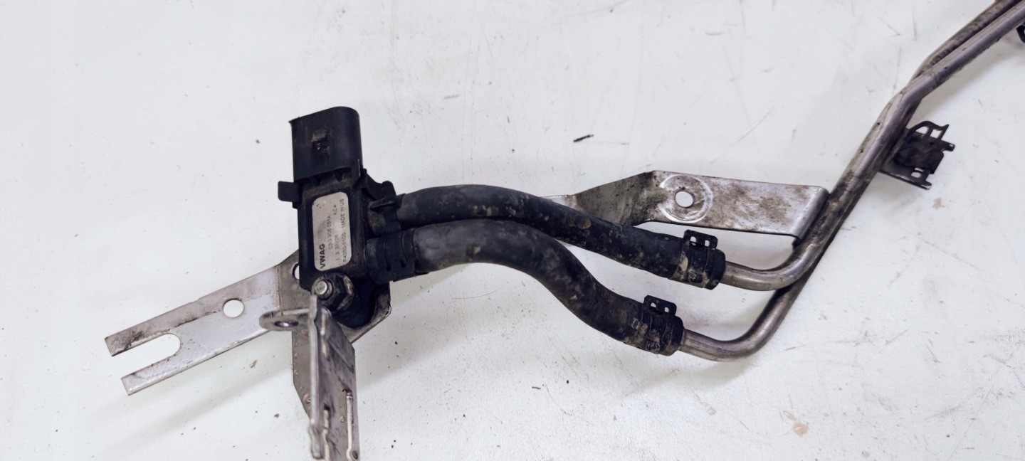 SCHLÄUCHE + SENSOR GASE AUDI Q7 4L 7L6131552T
