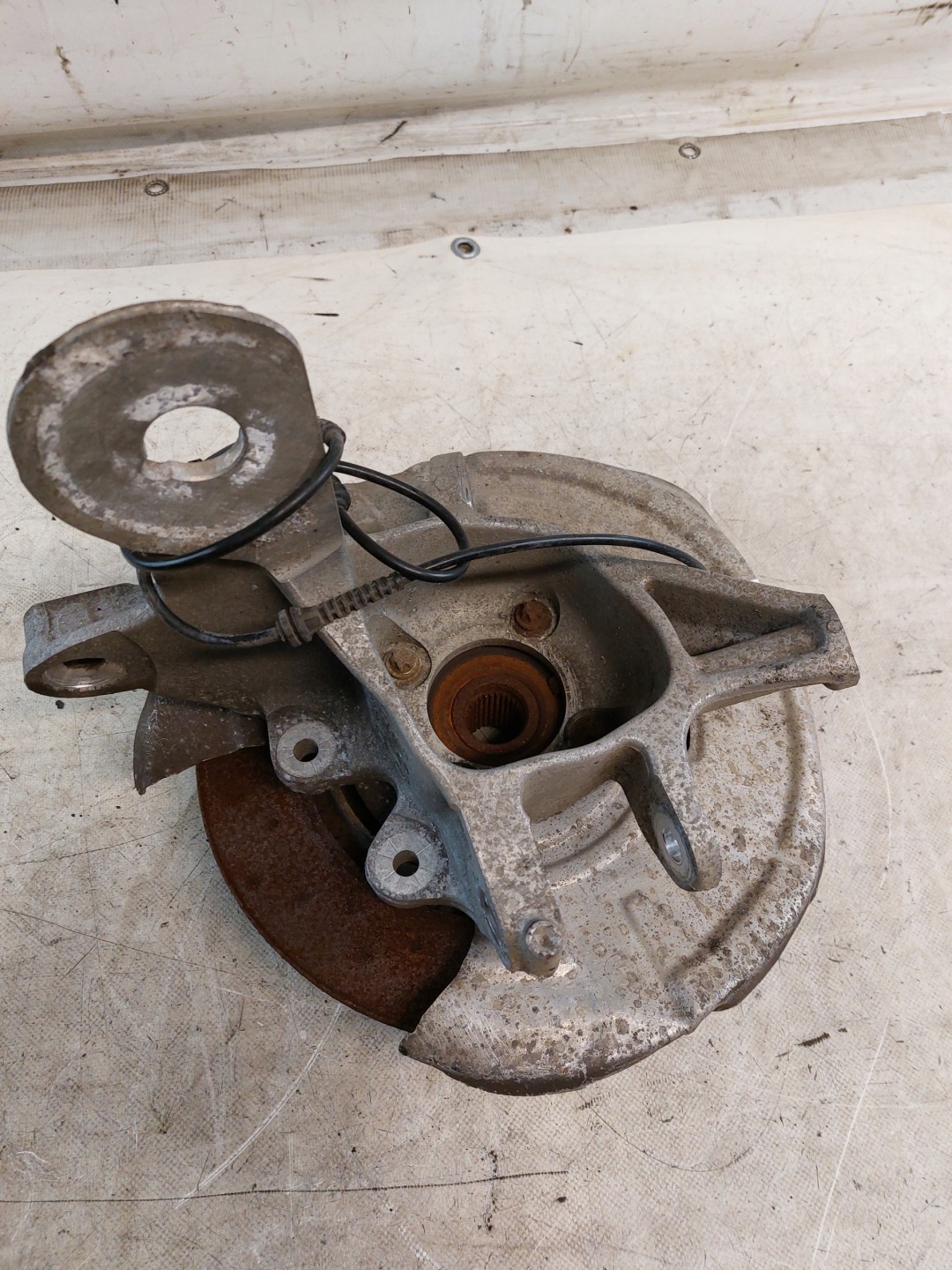 swing right rear BMW F11 2.0D