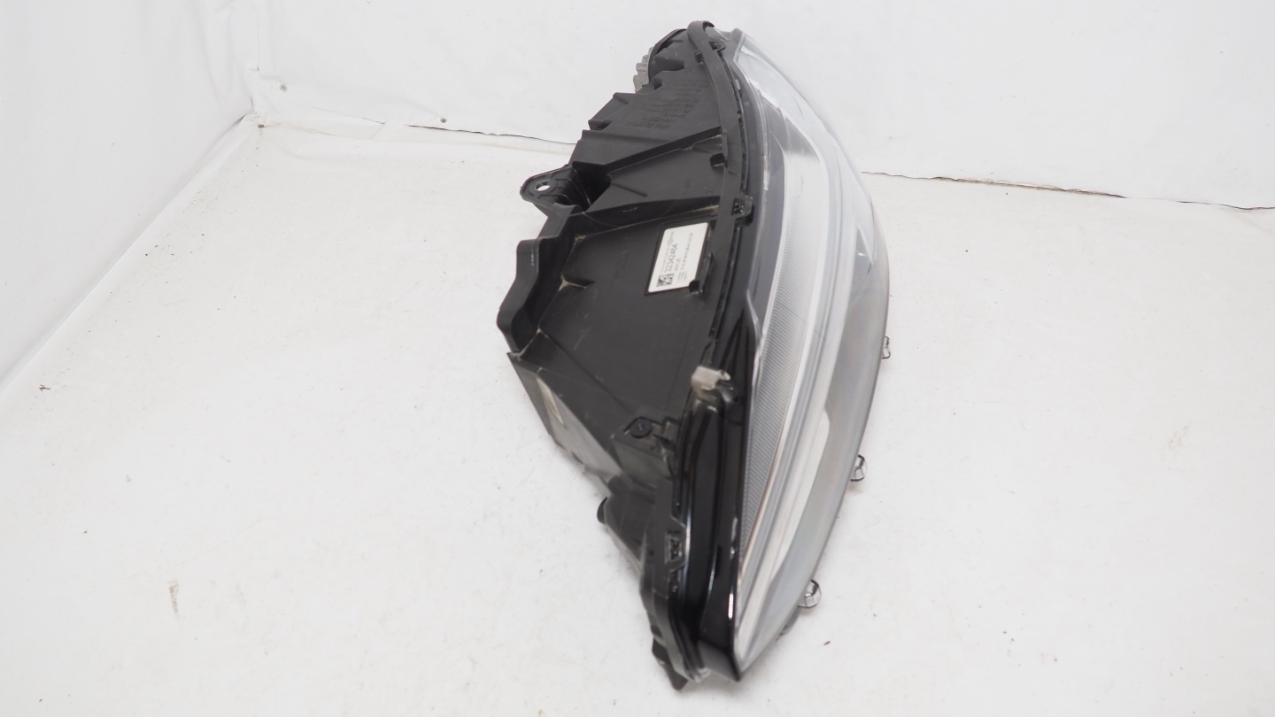 Volvo S90 V90 light Full Led left front 32342464