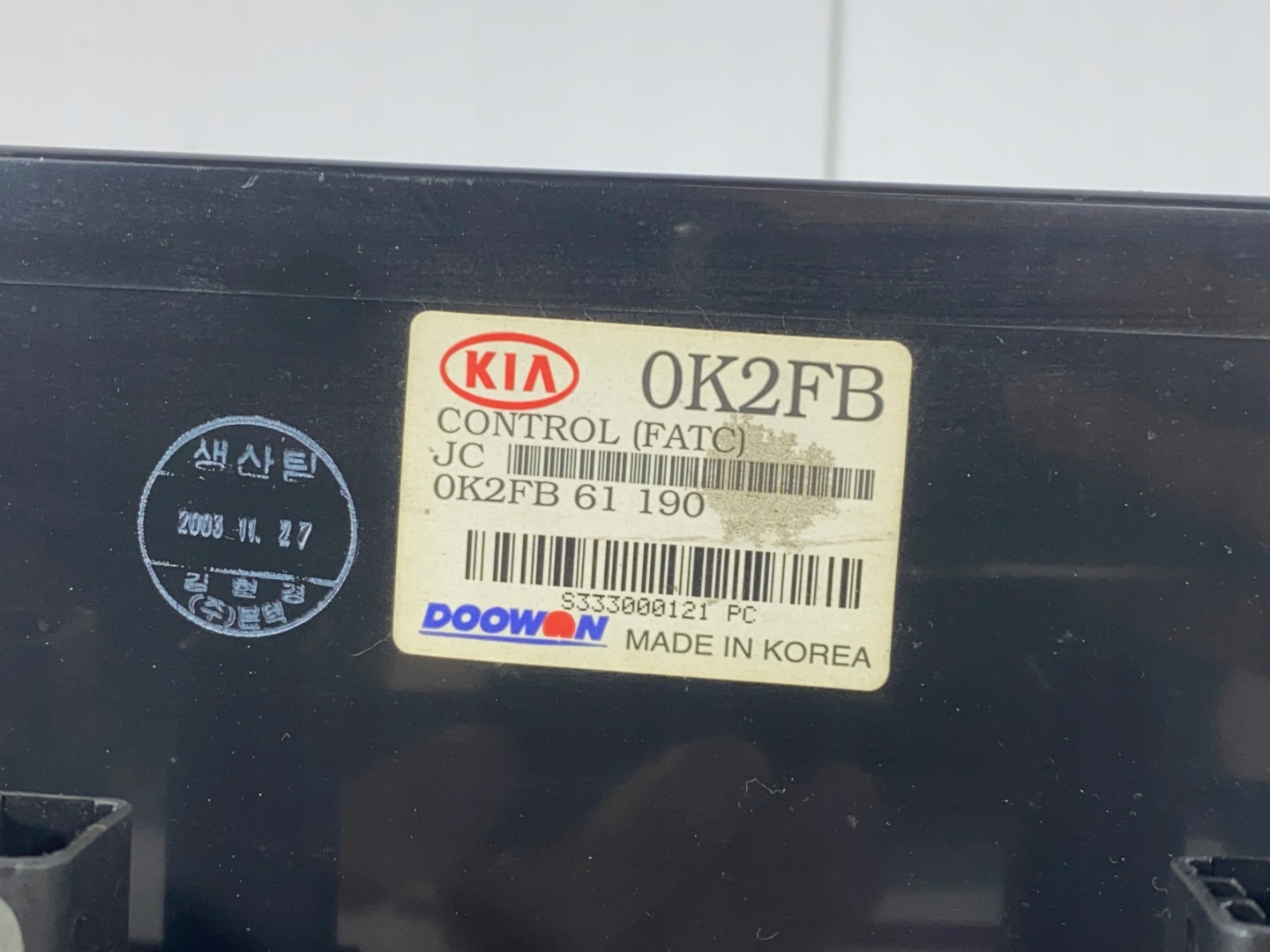 Kia Carens 2 II 02-06 grid air conditioning devices air central PANEL