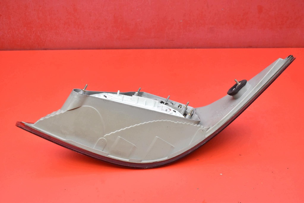 light left rear part rear A2198200164 MERCEDES CLS C219 04-08