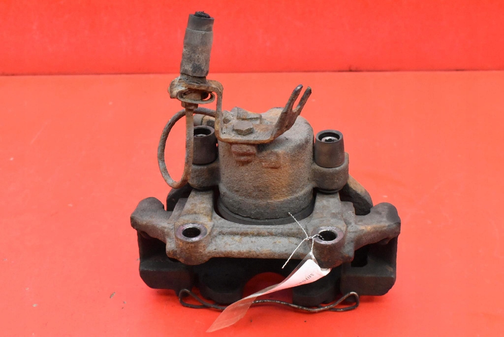 caliper brake left front AUDI A6 C4 2.6 V6 150 KM 94-97
