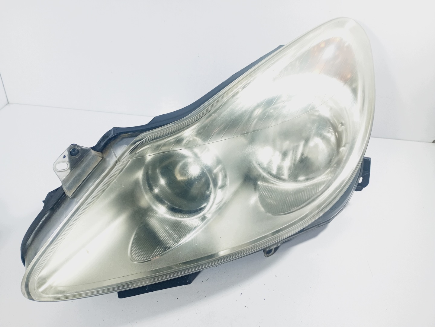 light left front reflektor left front OE 93189357 Opel Corsa D 06-14