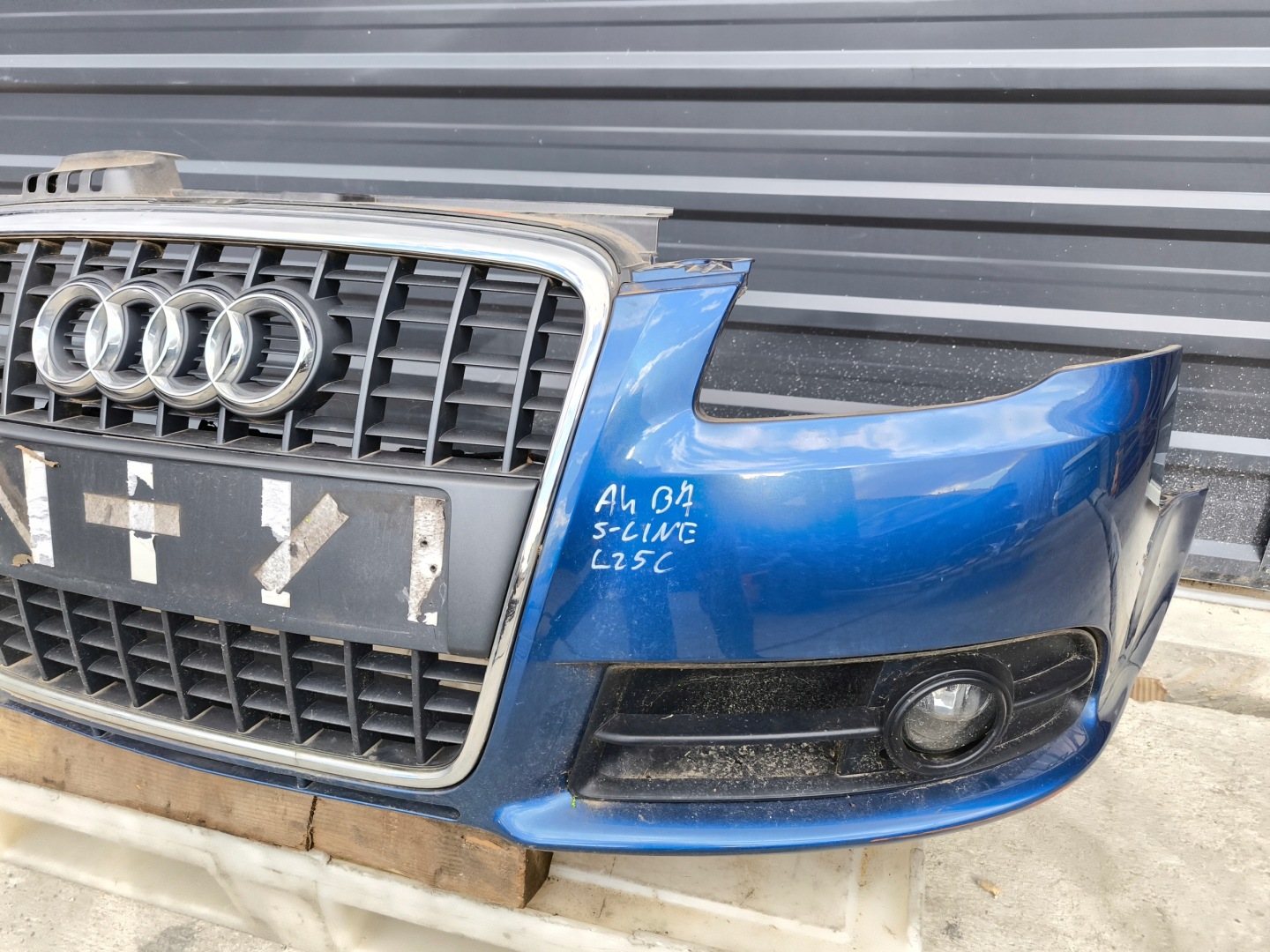 bumper front complete AUDI A4 B7 S LINE LZ5C DO POPRAWEK !!!