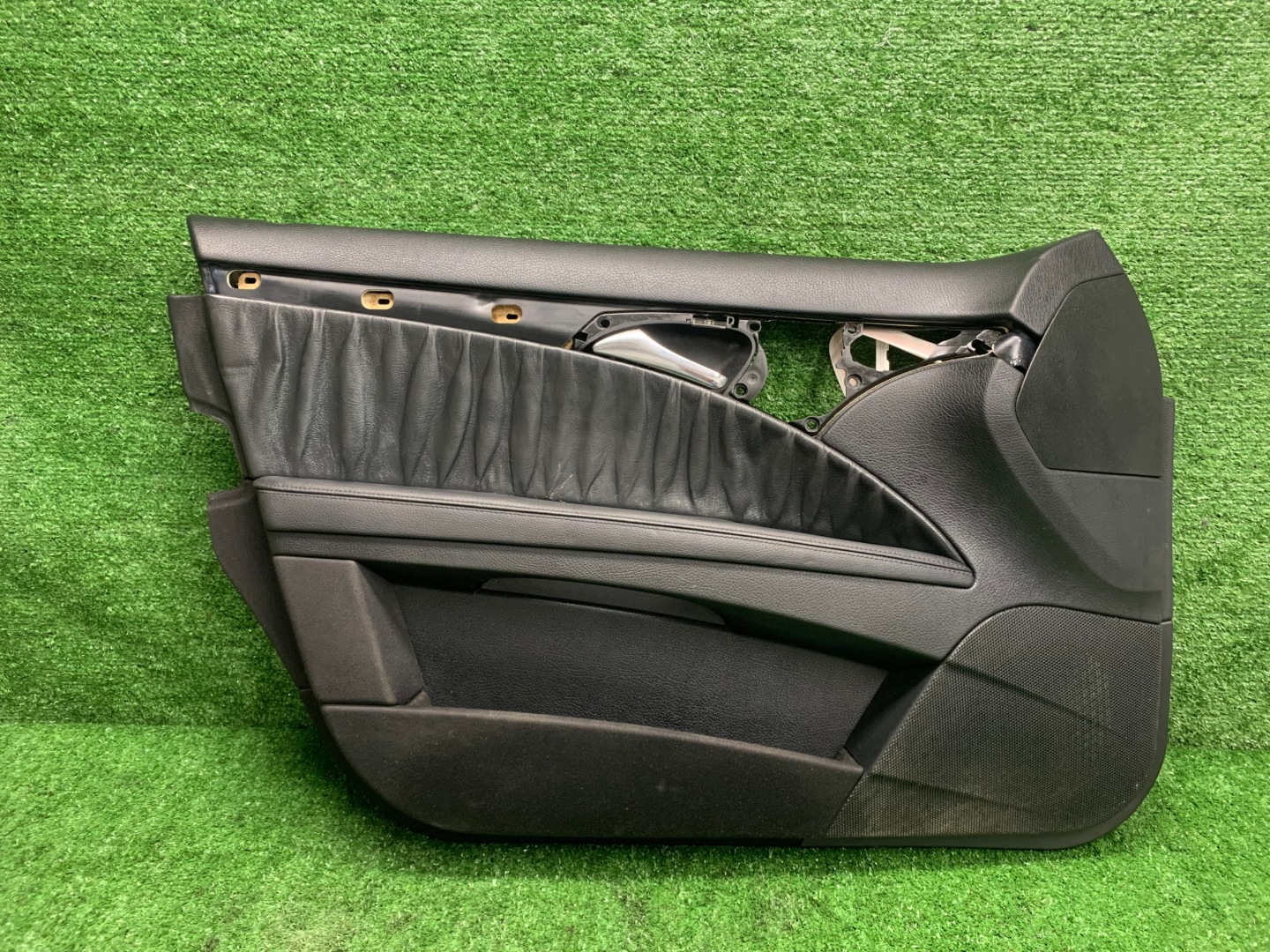 side upholstery door front left MERCEDES E W211