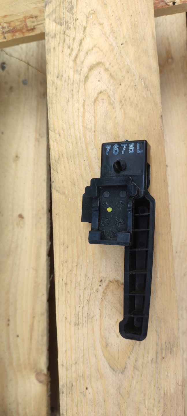 handle bracket of the opening front bonnets of the engine Opel Mokka
