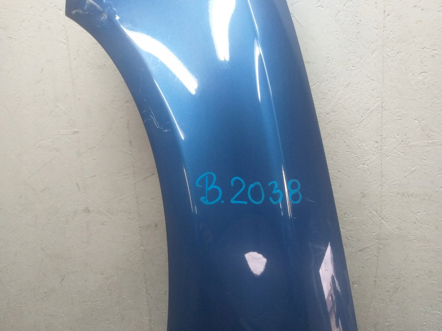 fender front left AUDI A4 B8 08-12 8K0