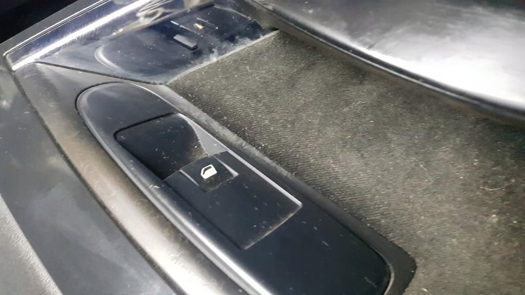 CITROEN C4 and PICASSO side door upholstery right front WELUR