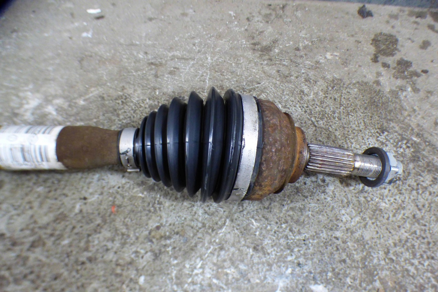 Renault Clio IV 1.2 TCE semi-axis napedowa left 391018401R original st.BDB