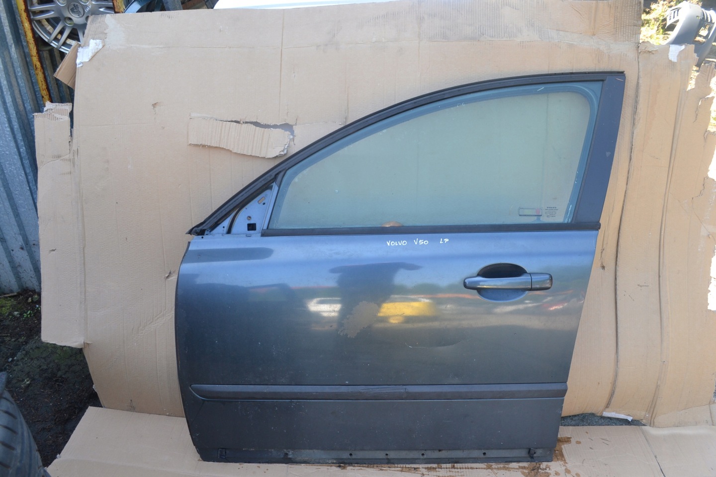 VOLVO V50 S40 II door left front complete