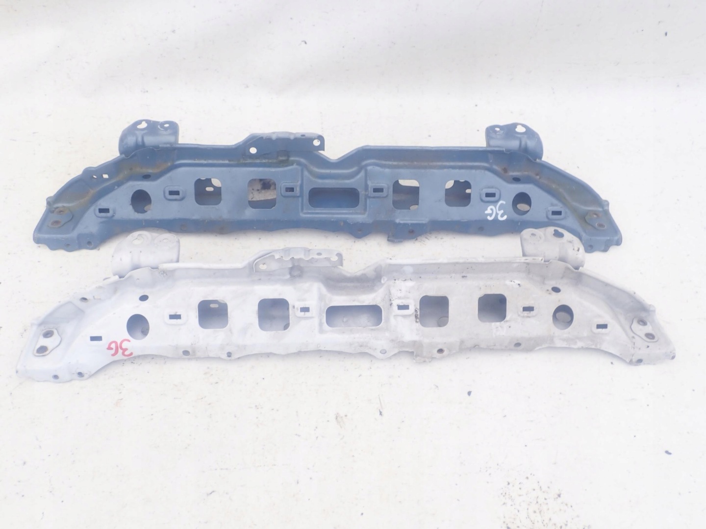 TOYOTA YARIS II 05-11 support panel for radiators pillar GORA