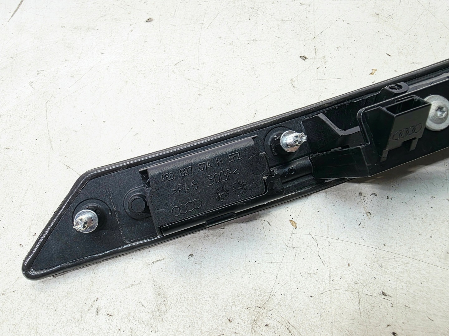Couverture PODSWIETLENIE Panneau REJ. AUDI A8 D3 A5 8F 4E0827574H