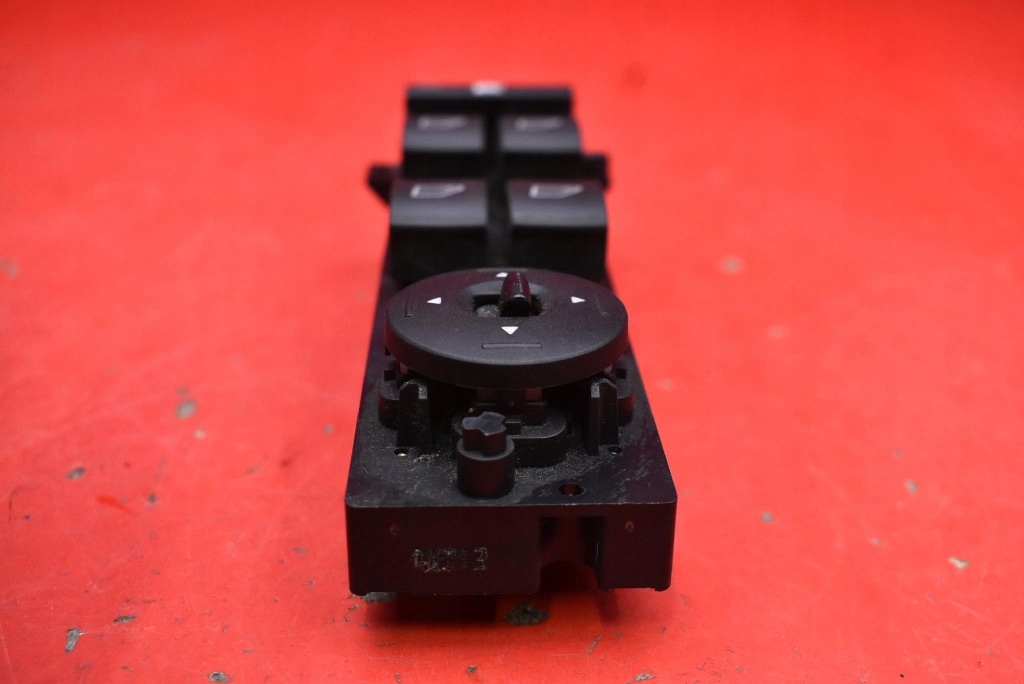 control panel of the window EU 3M5T-14A132-AF FORD FOCUS MK2 04-08
