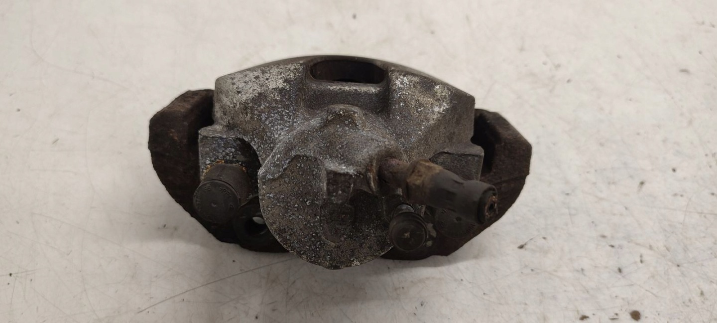 caliper front front right left Ford C-MAX 1,6 16V