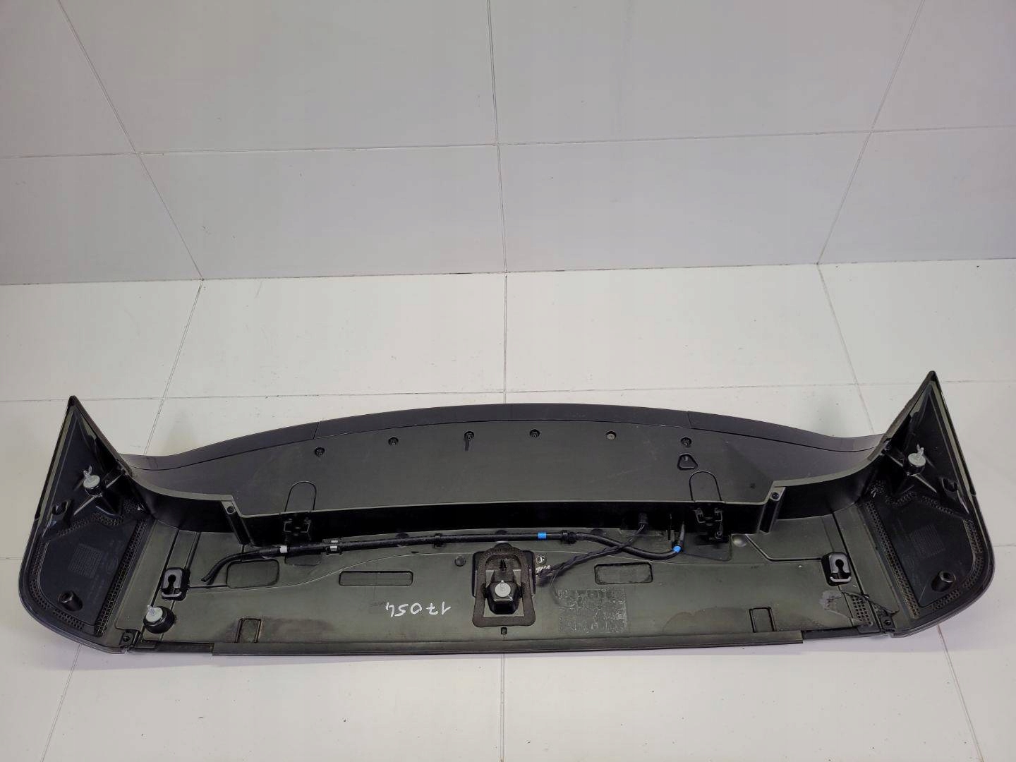 spoiler bonnet rear part Jaguar E-Pace 2020 J9C344210