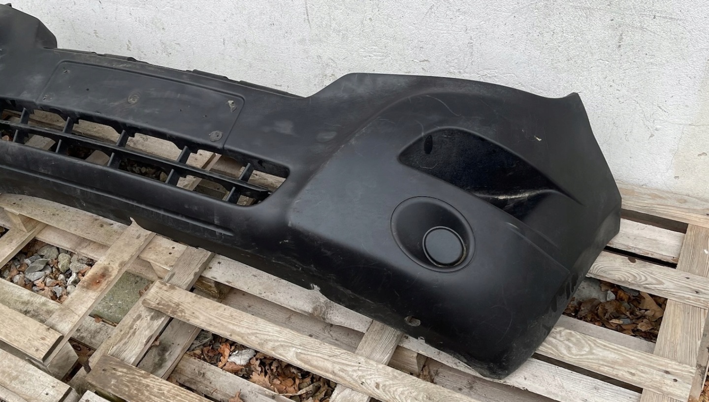 NISSAN NV400 2010 - bumper front front