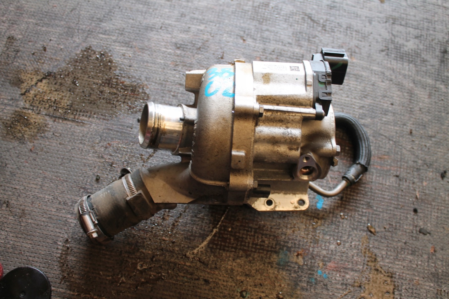 3802. turbo MASERATI 670054296