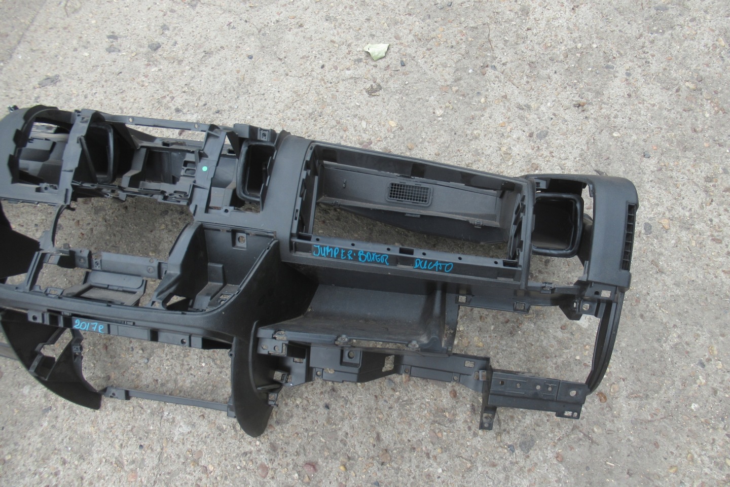 BOXER JUMPER 17R dashboard instrument panel console