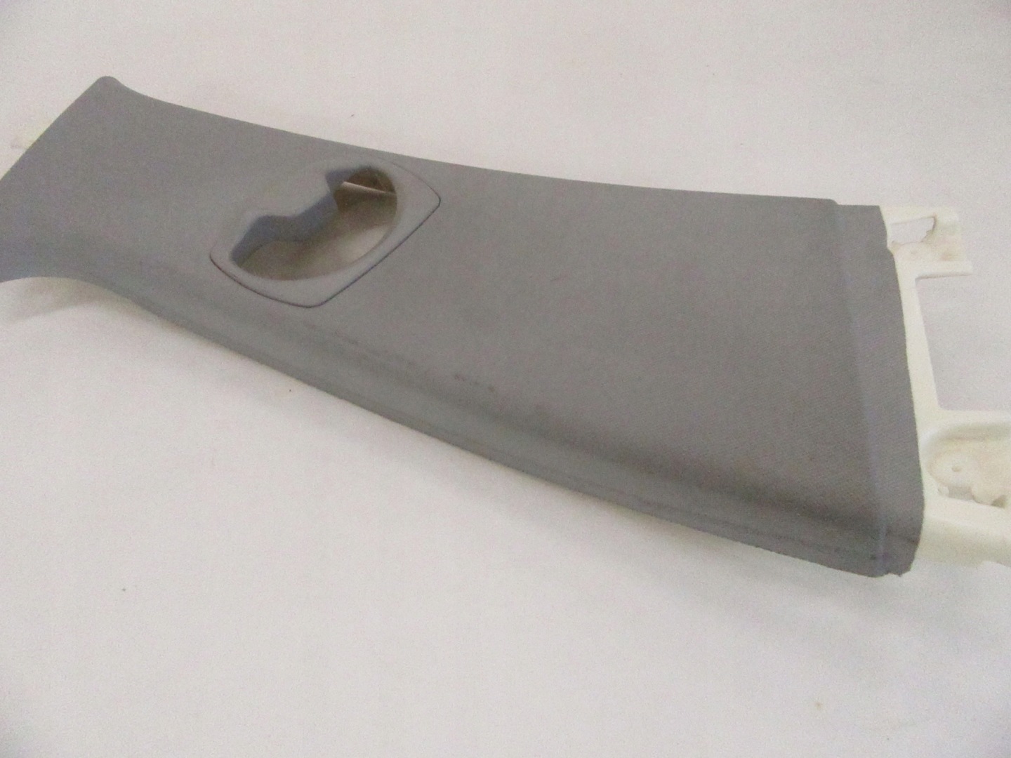 cover slupka B right right BMW e90 e91 sedan KOMBI