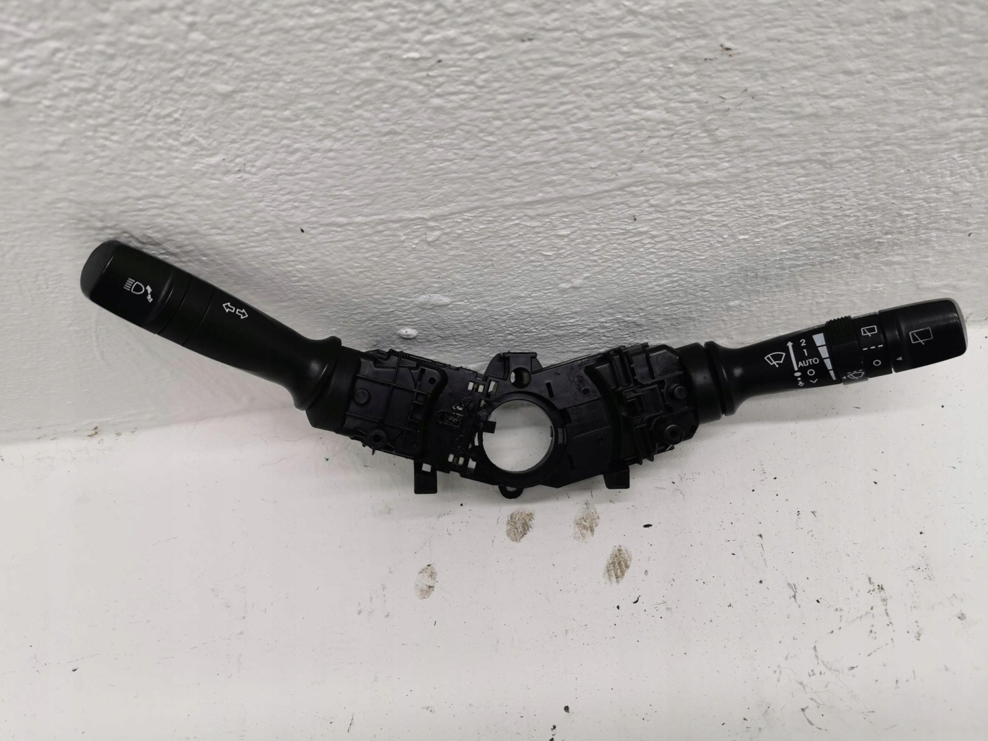 DEVIO LUCI TERGICRISTALLO TERGI HYUNDAI I40 93410-3Z000
