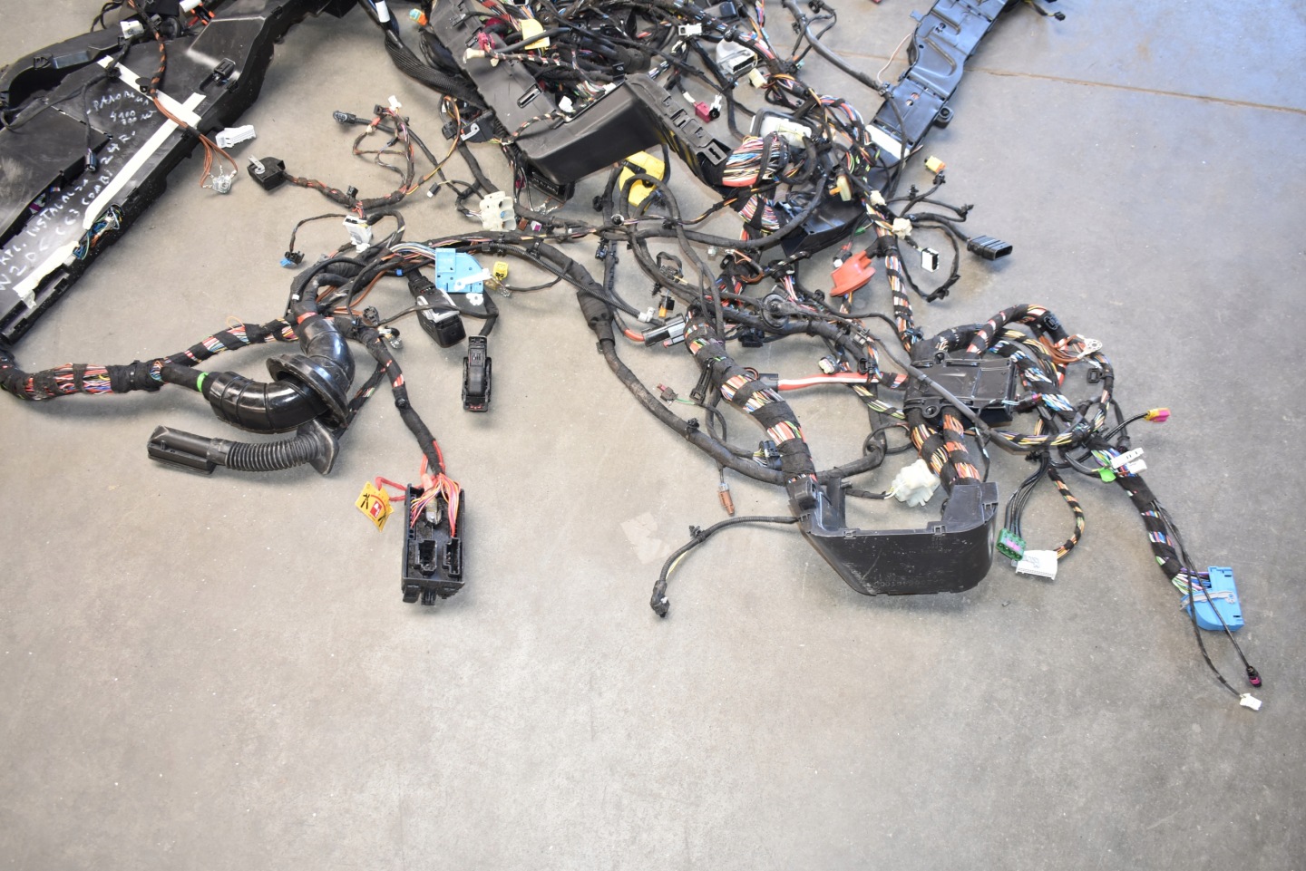 IDEALNA wiring electrical KPL. MERCEDES W206 C63 COMBI 24R.1