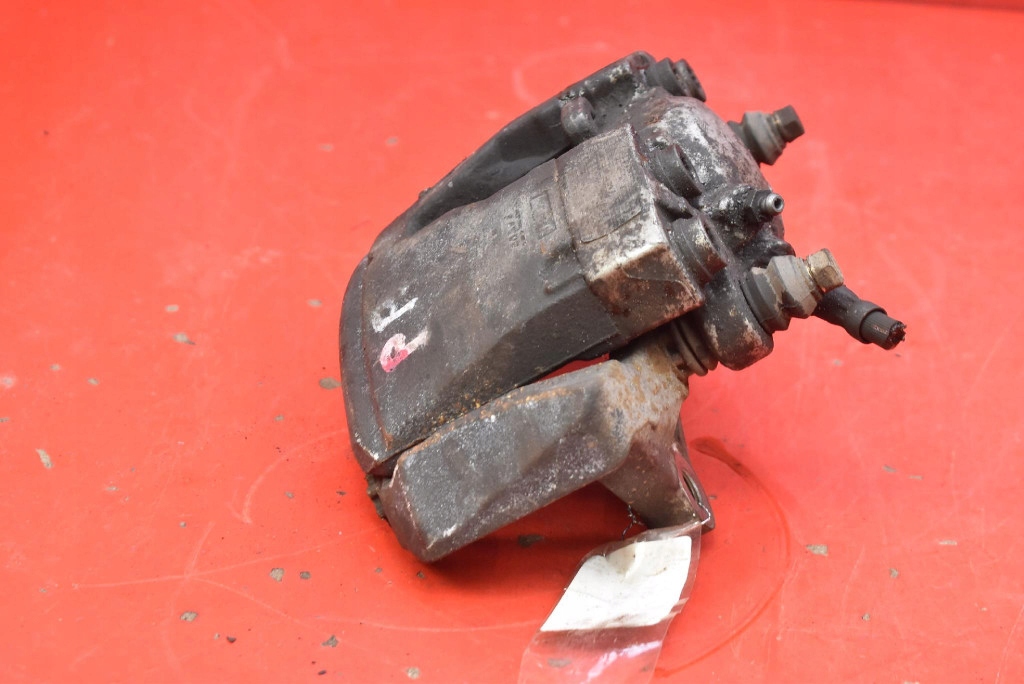 caliper brake right front 8K0106AH AUDI A4 B8 3.0 TDI 245 KM QUATTRO