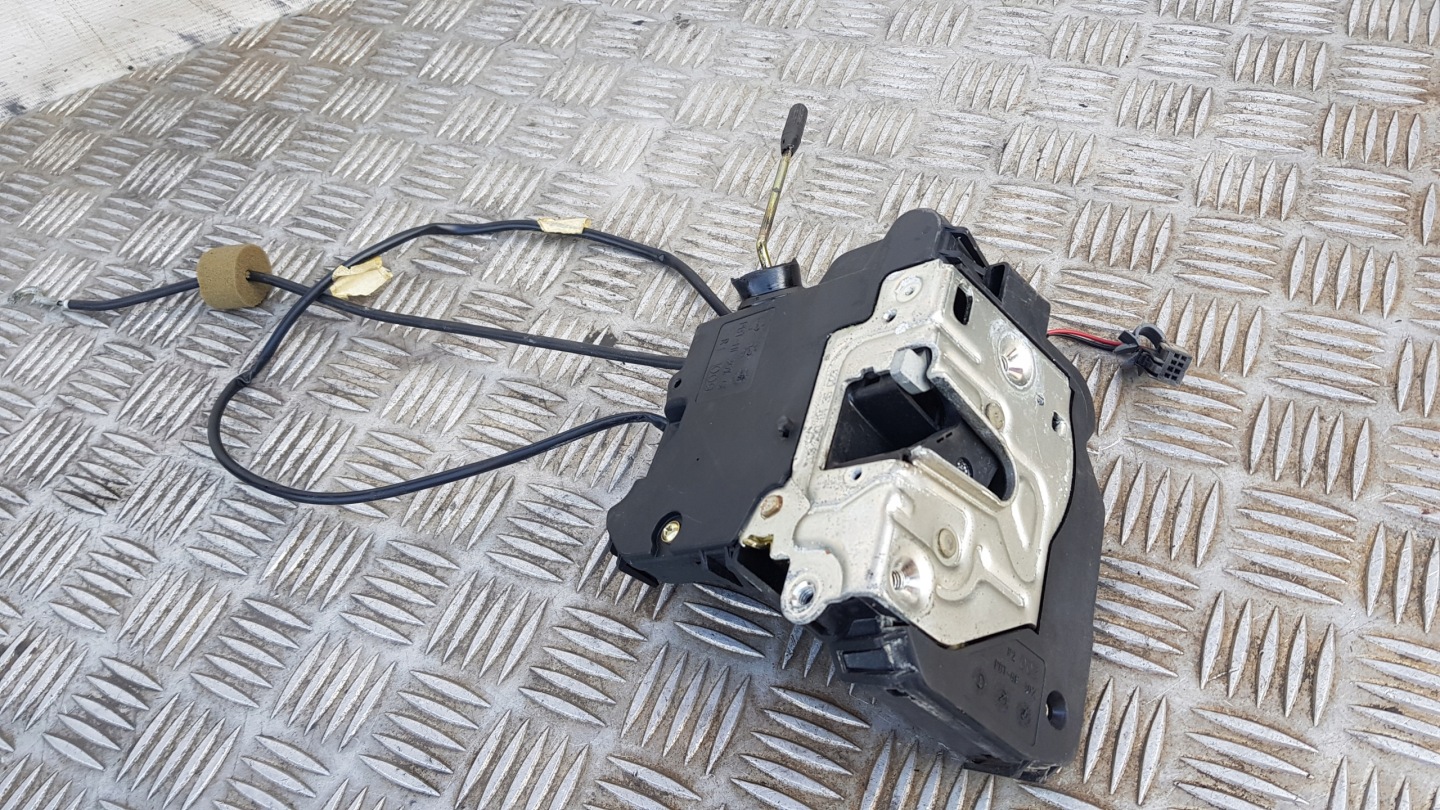 MERCEDES W203 lock right front LIFT