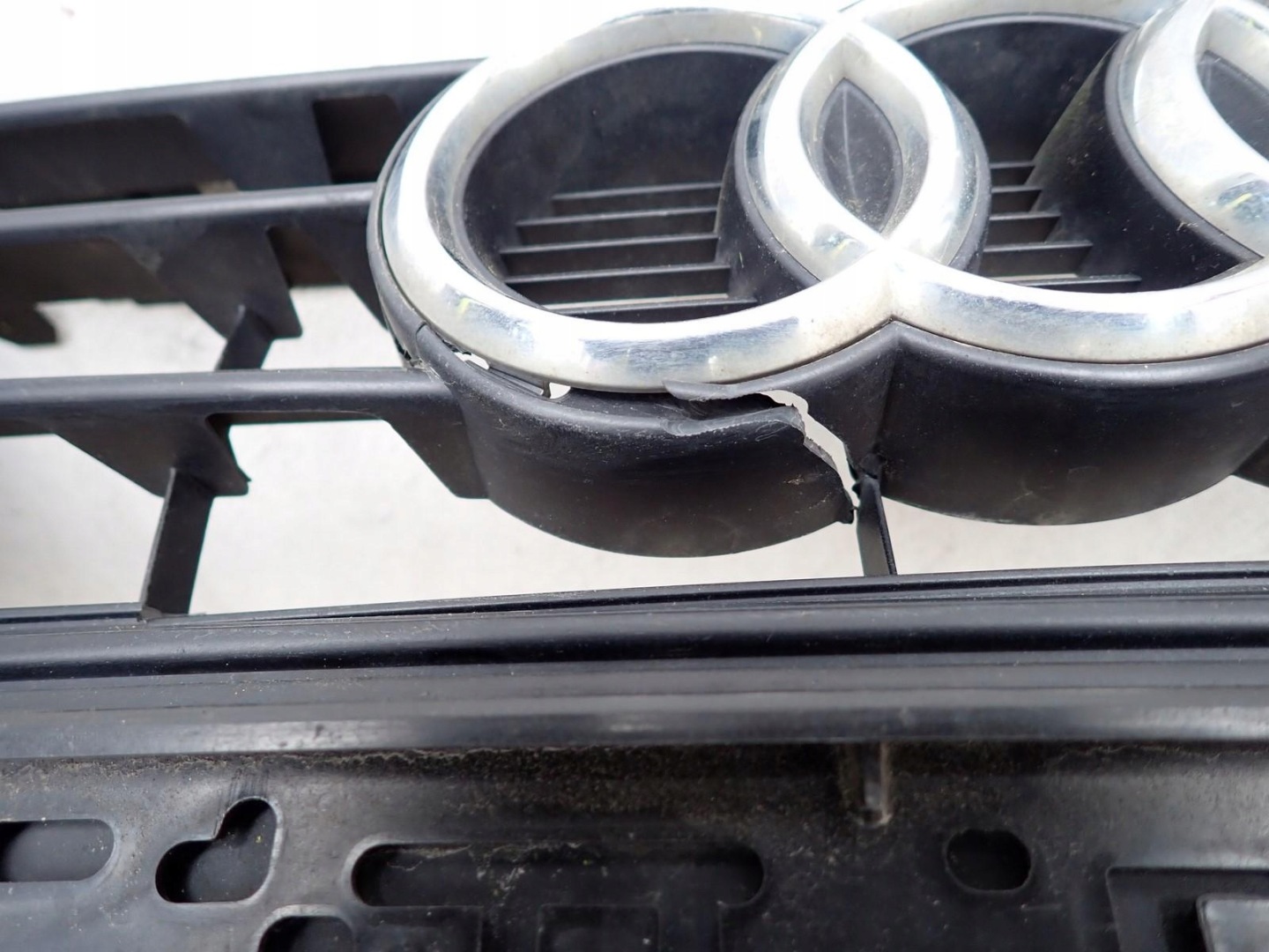 bumper front front AUDI A4 B9 8W 2015-2019R 8W0807437
