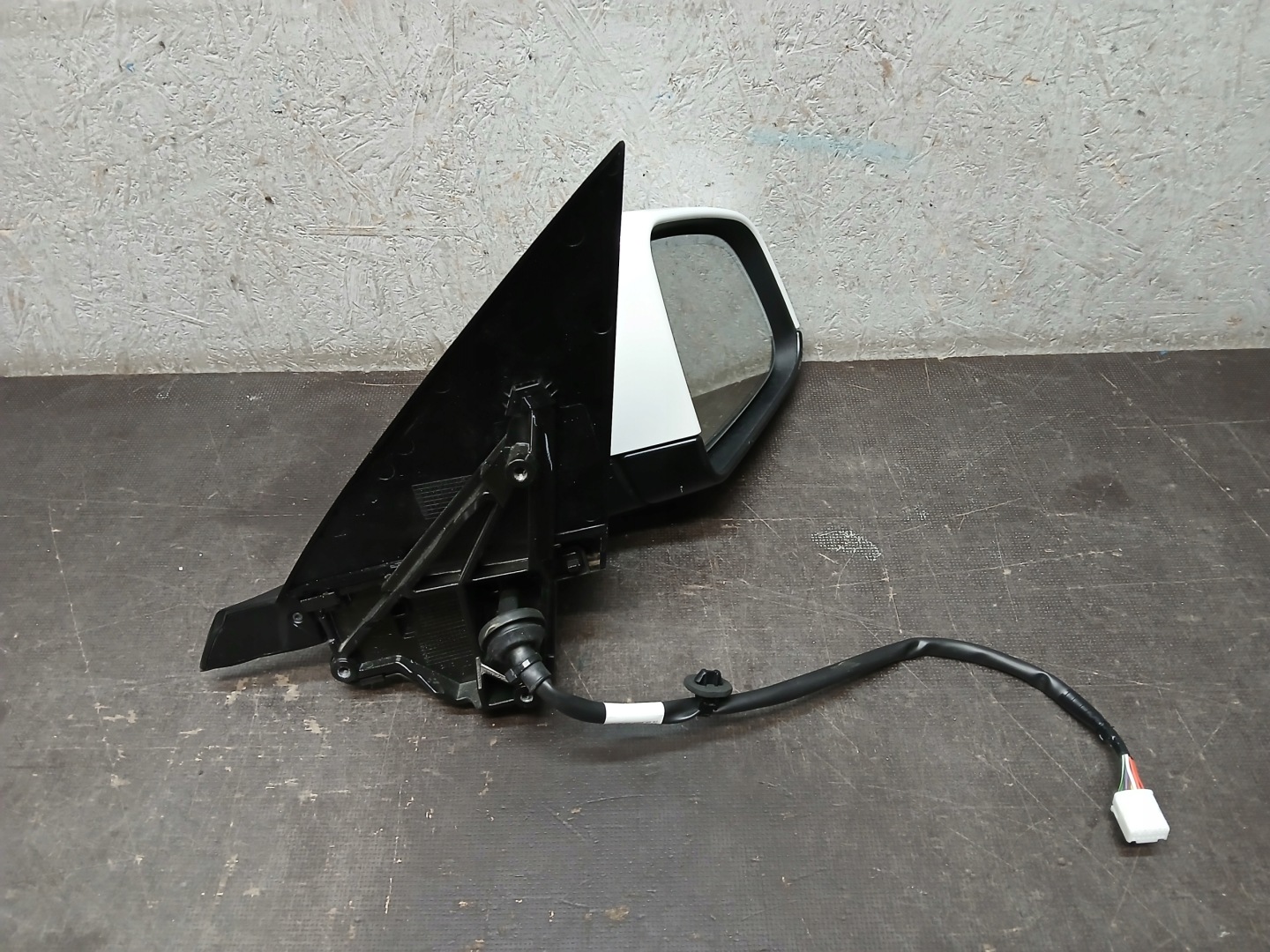 mirror right TESLA Y 11PIN 1609791-00-D