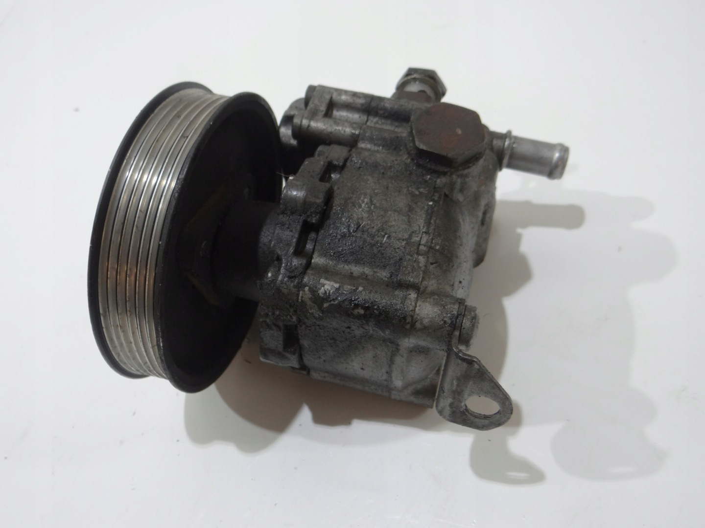 Pompa servosterzo BMW E60 E61 LIFT 6780848 (4287427)