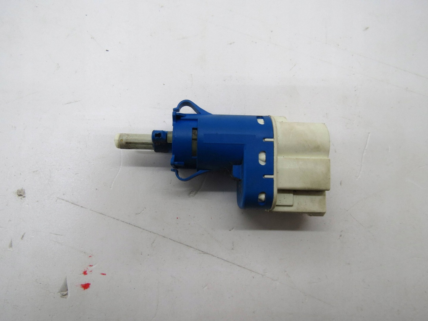 Sensor PEDALU Bremse STOP VOLVO S60 II V60 und 30773936