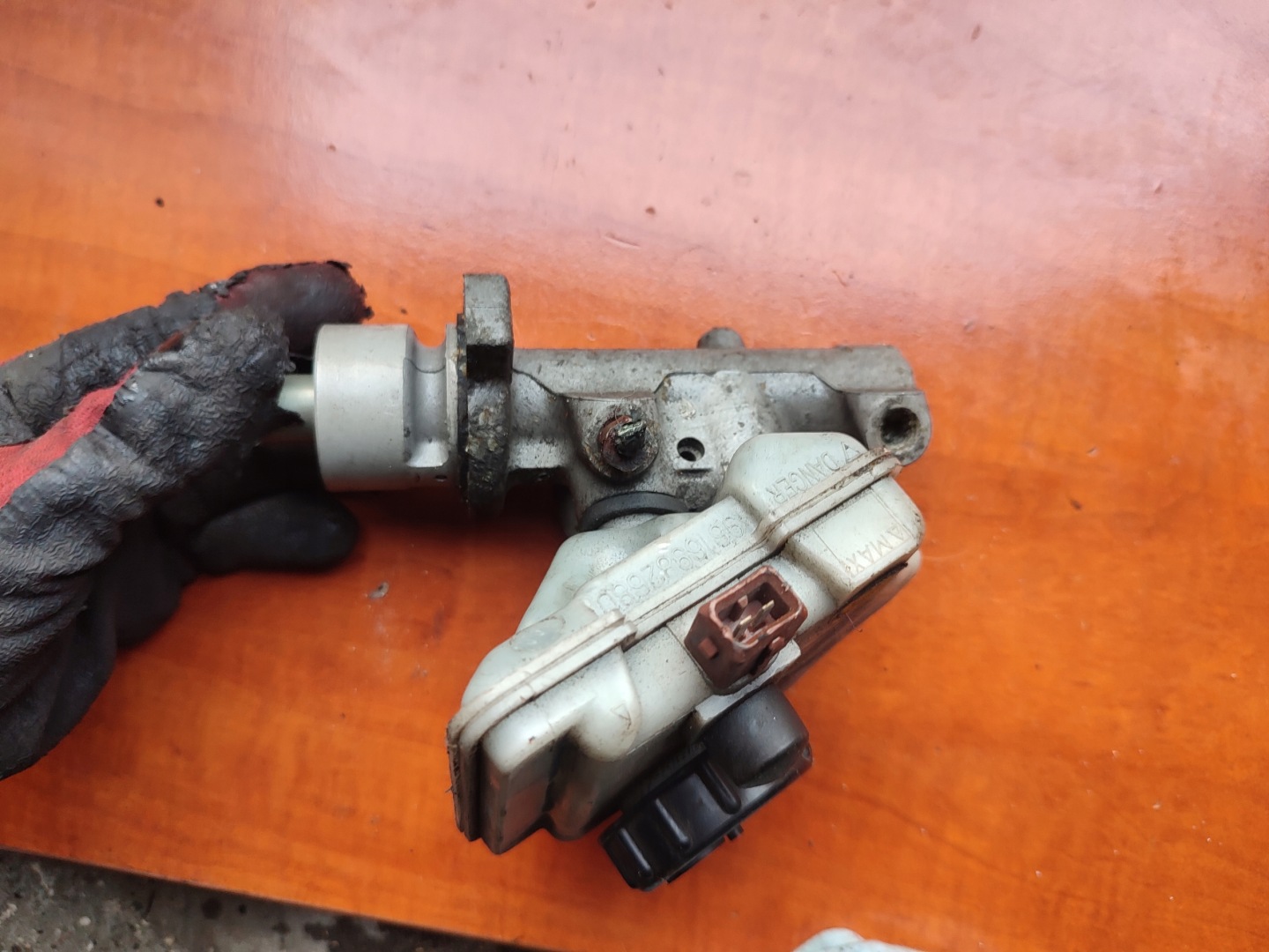 Servofreno PEUGEOT 106 9616982680