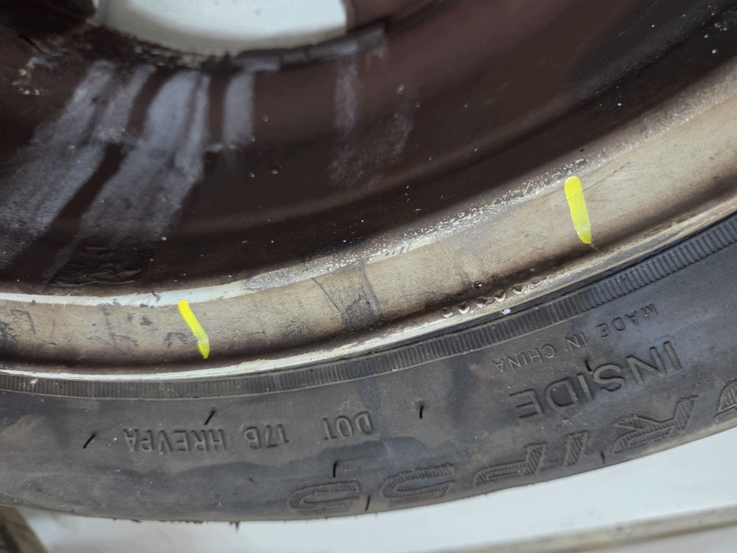 discs BMW E90 E91 16 CALI OE 6780907 KOMPLET