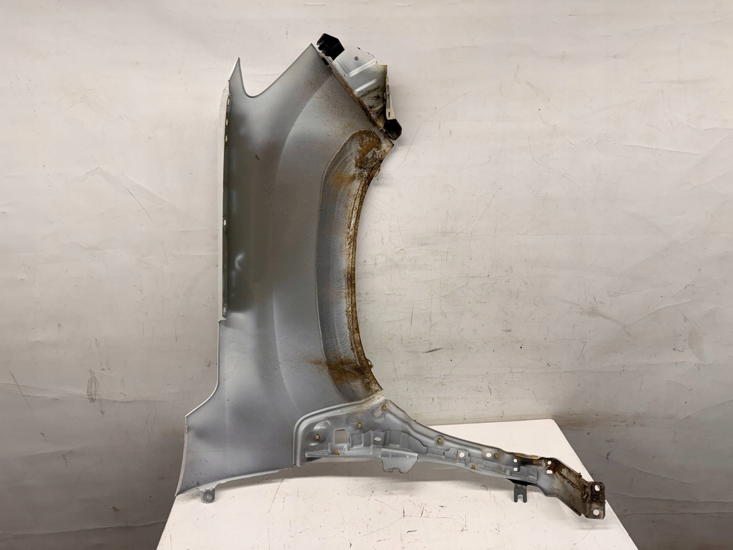 Dacia Duster II fender left front front DV369