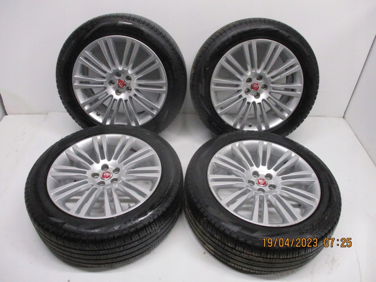 wheels discs tyres JAGUAR F PACE R20 5MM M+S