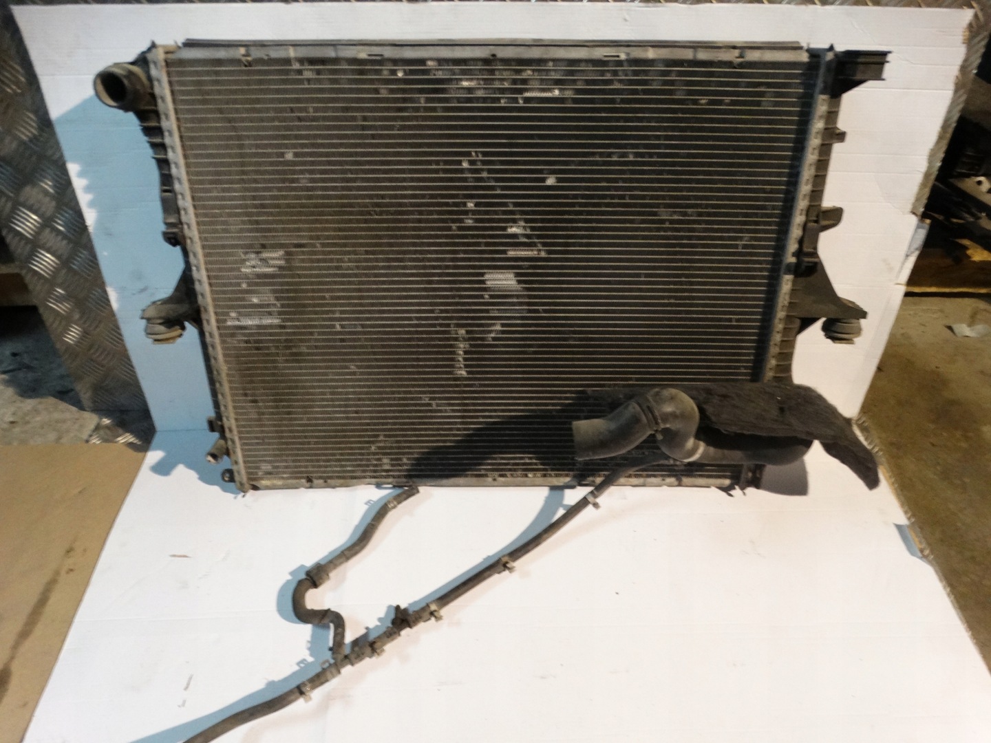 IDEALNA water cooler VW TOUAREG 7L6 1