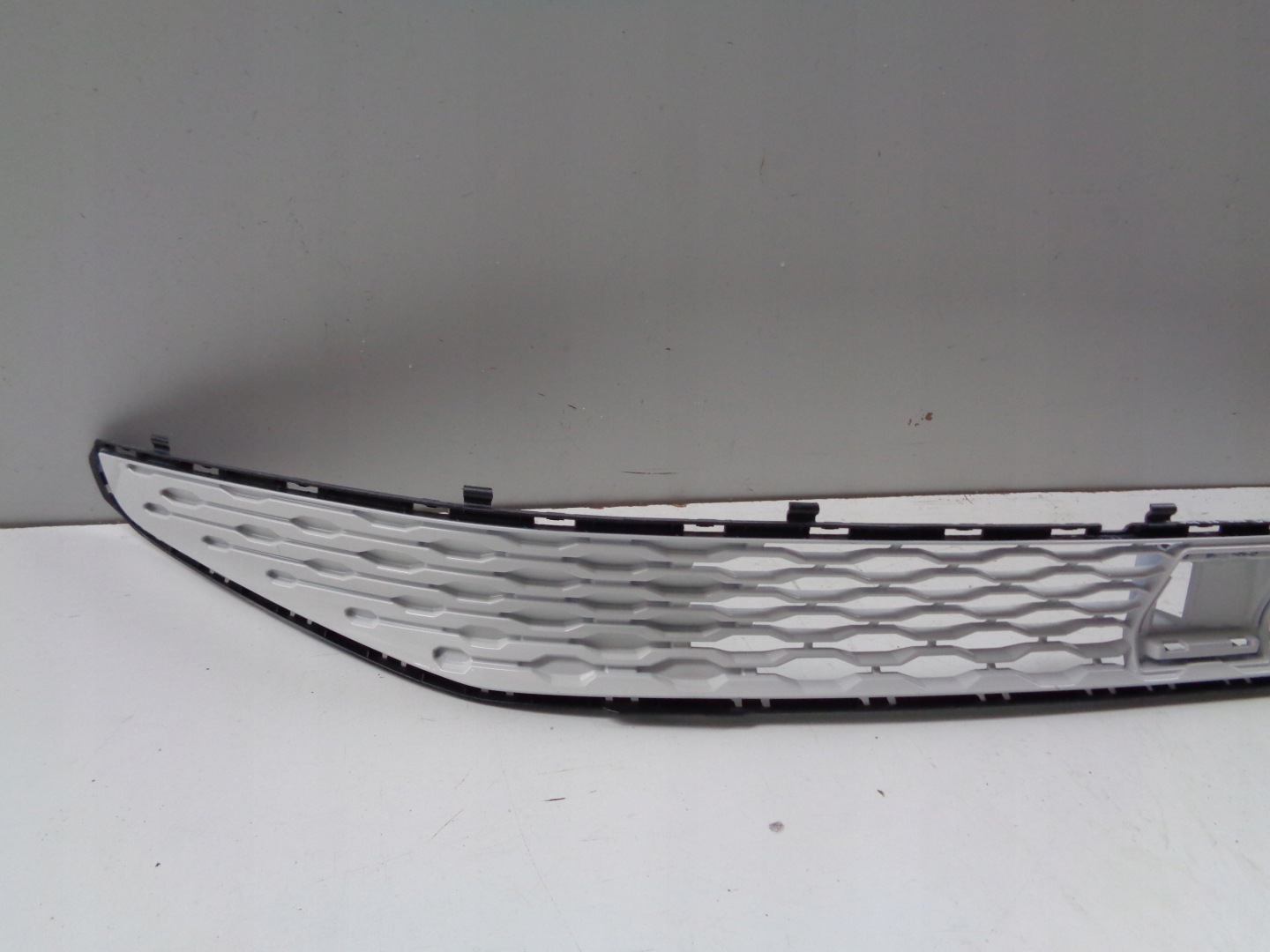 grid of a bumper lower VW T7 7T0 7T 21