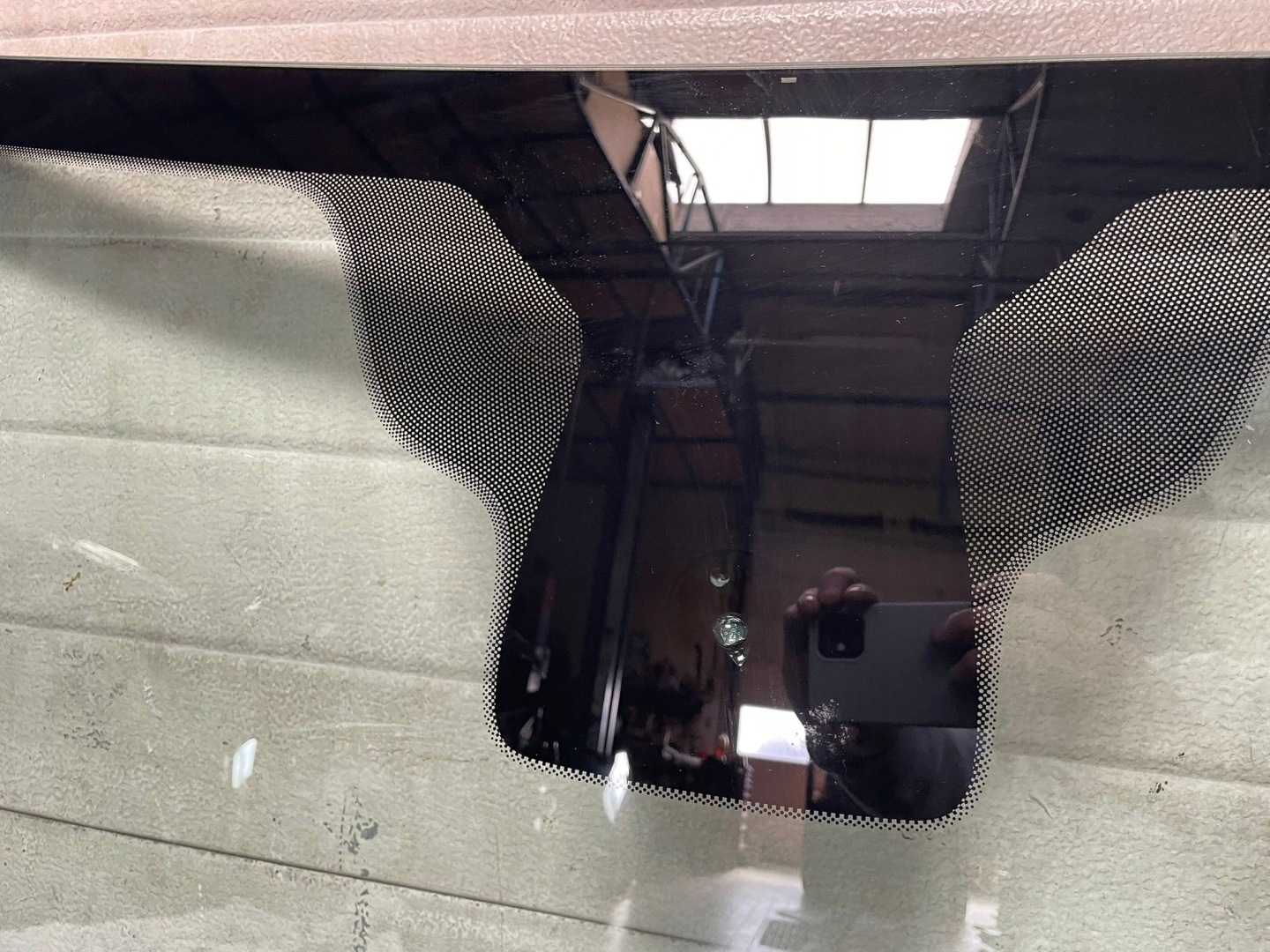 window iron front RENAULT TWINGO III ORG as new!