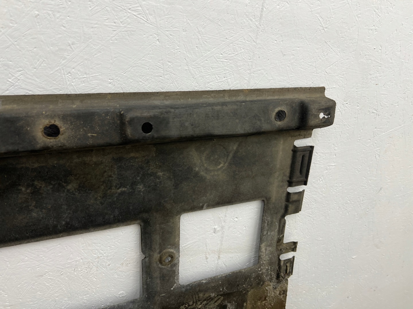 Original Blende Abdeckung abdeckung Unterfahrschutz rechts AUDI A7 A6 C7 4G0825208D