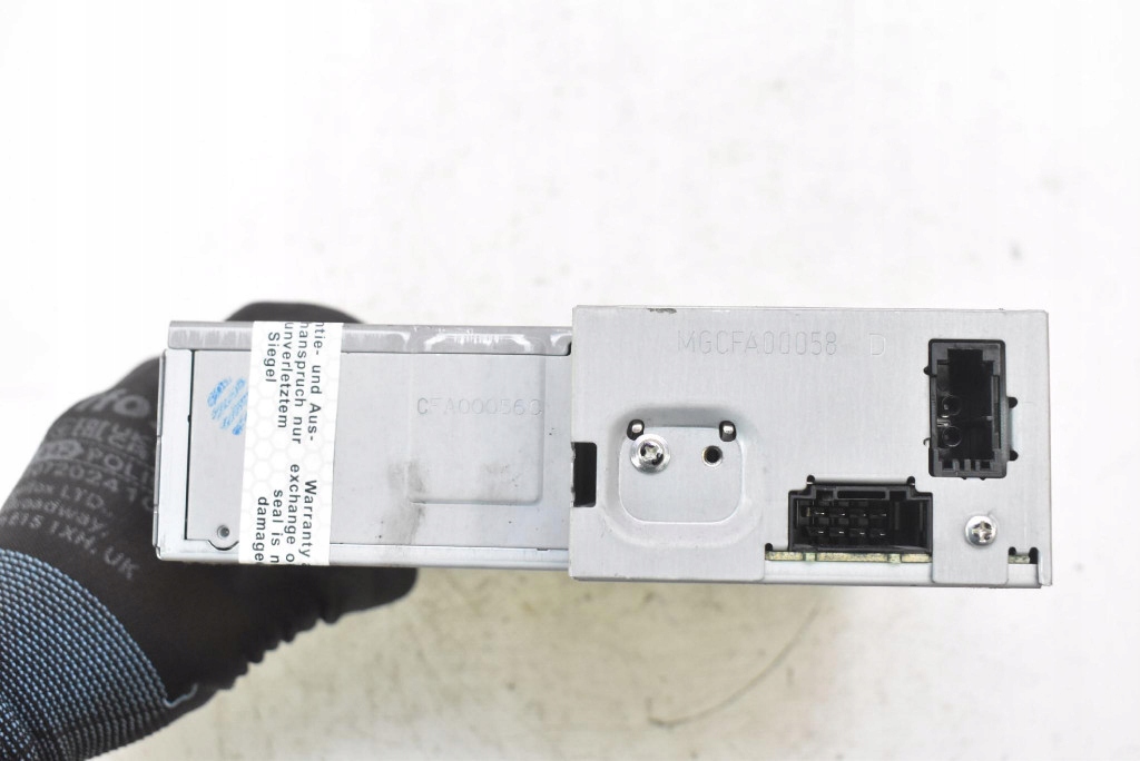 CD player CD changer 4L0910110B AUDI Q7 4L 05-09
