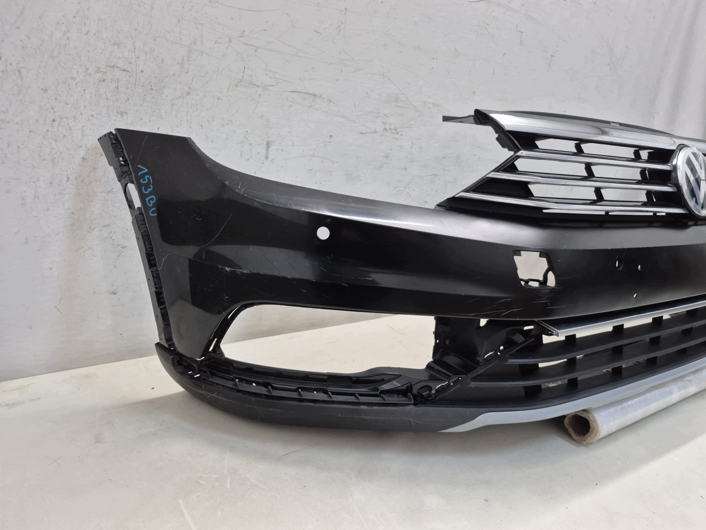 VW PASSAT B8 ALLTRACK 15-19 bumper front front 4XPDC 3G0807221C