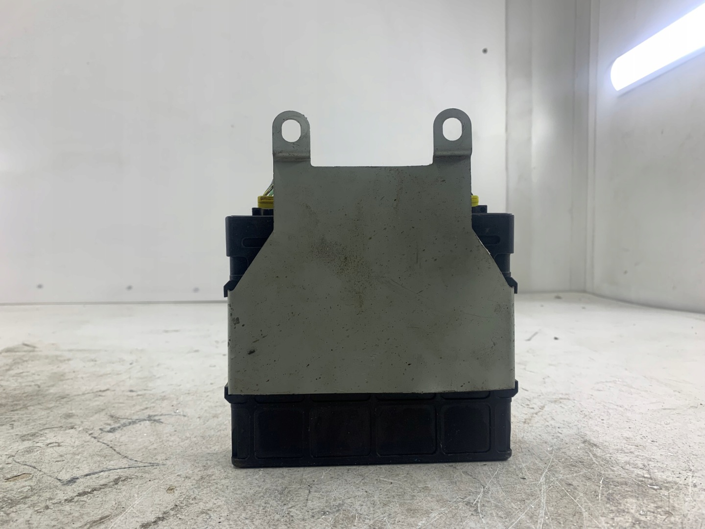 MITSUBISHI COLT V 1.3 control unit of the engine MD347016