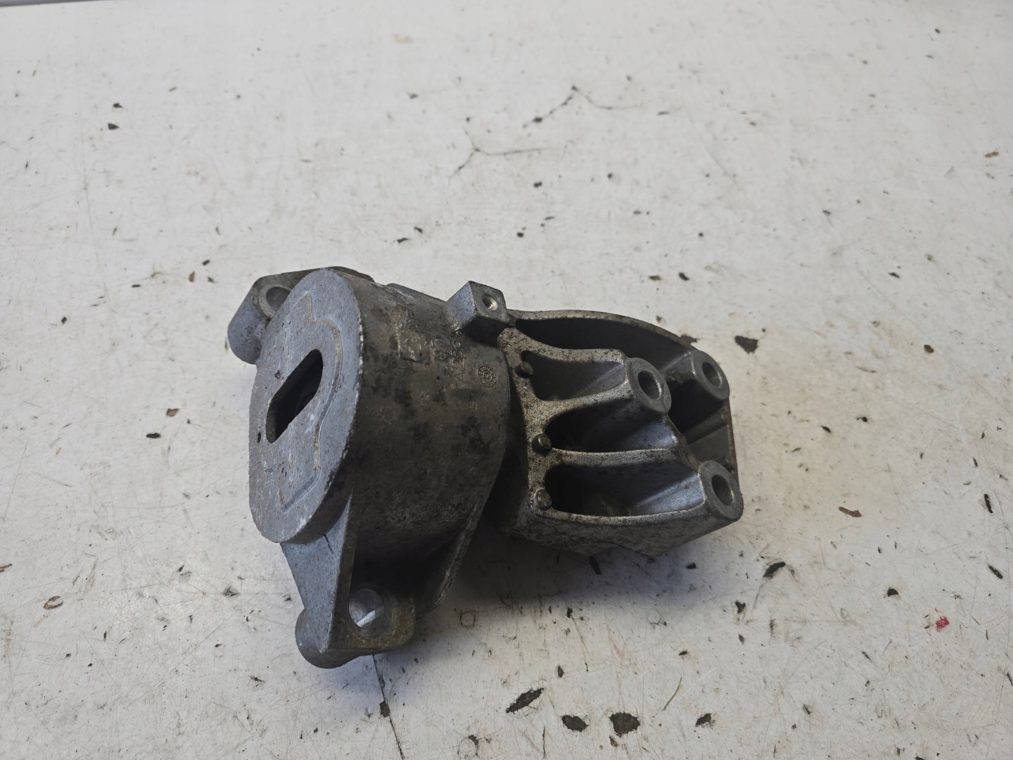 OPEL COMBO D FIAT DOBLO II holder airbag engine mount 00517991100 1.3 D