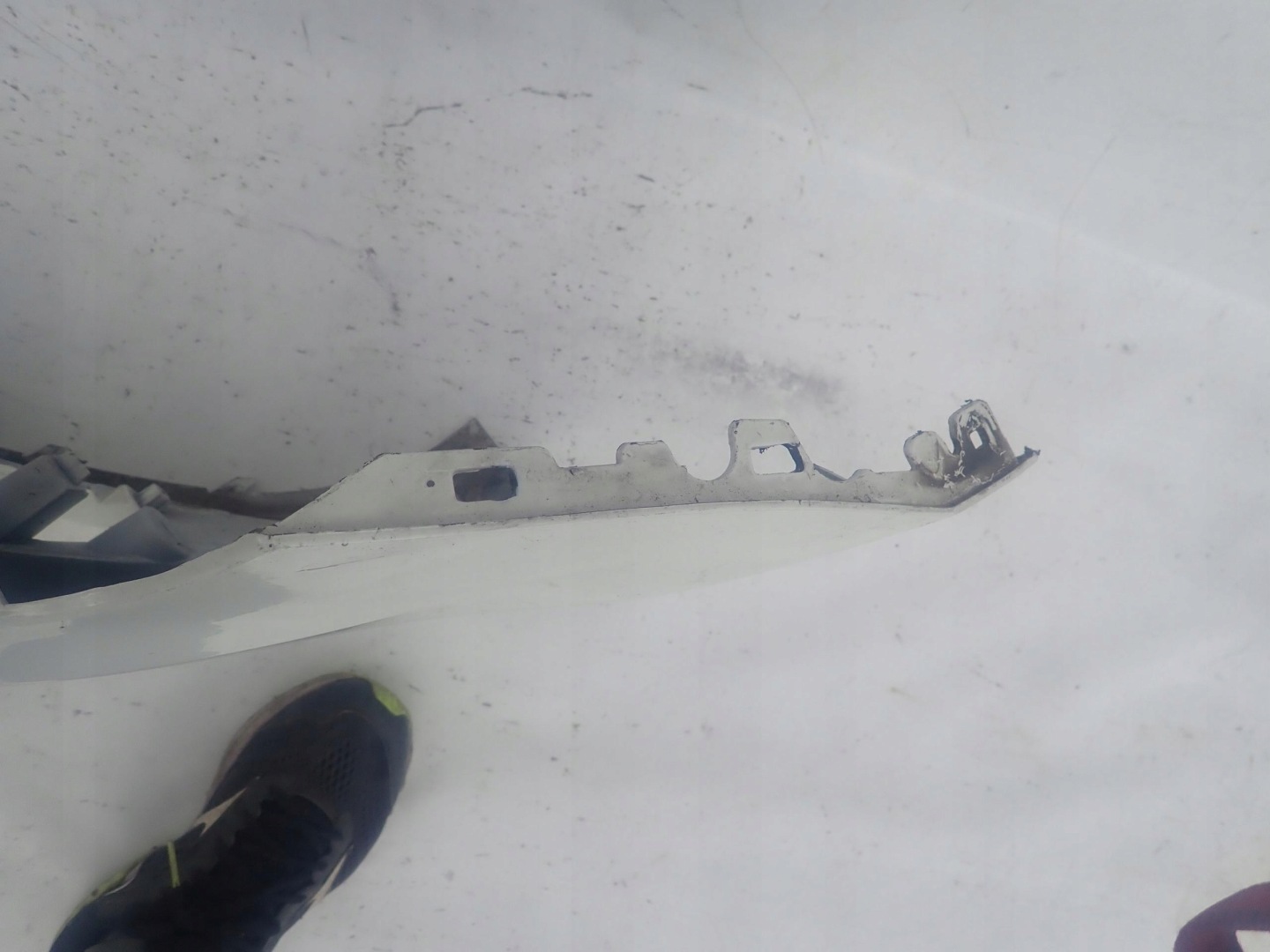 AUDI A1 10-14 BOK left of a bumper left front