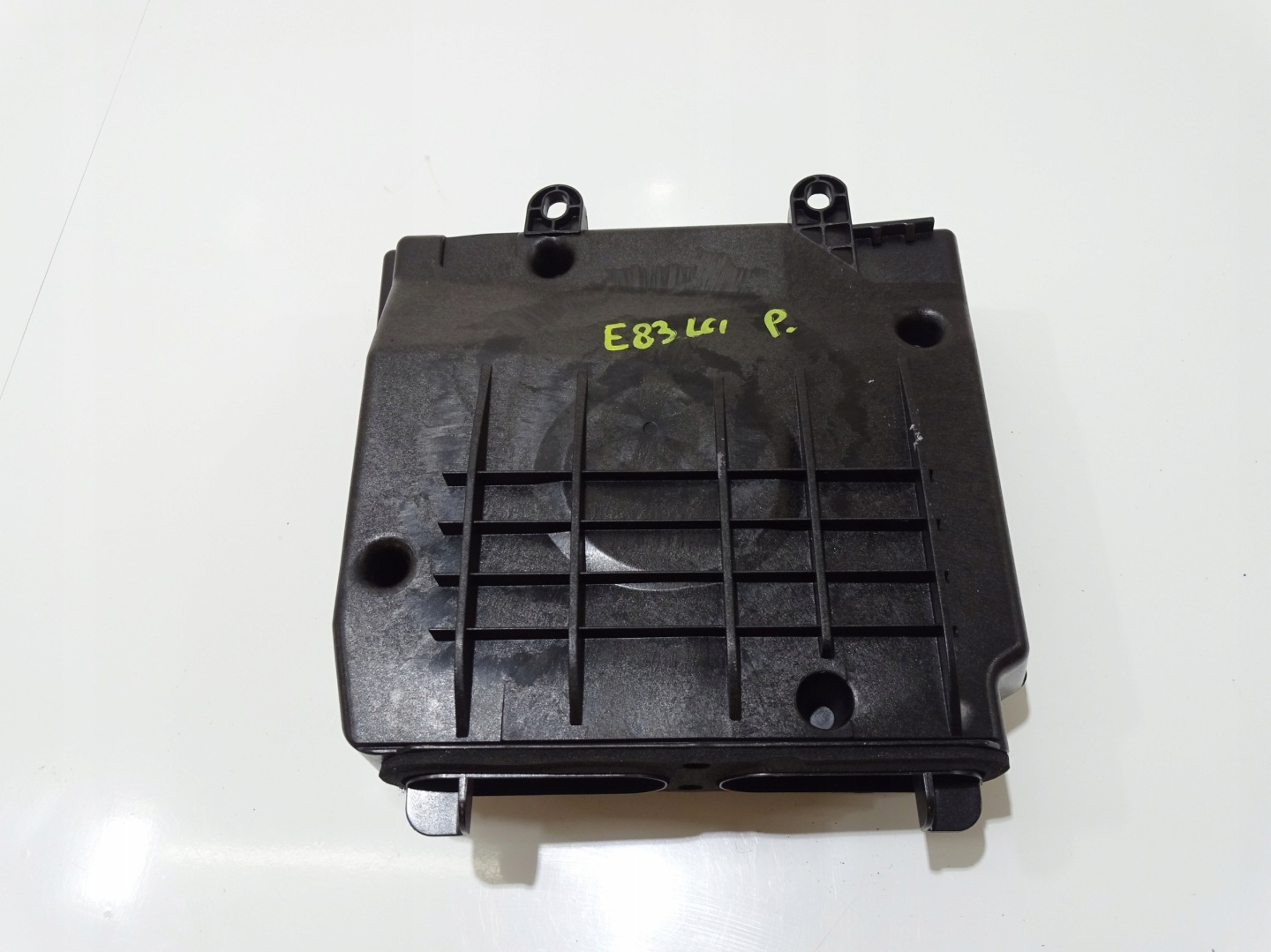 speaker NISKOTONOWY right SUBWOOFER BMW X3 E83 LCI 6990102