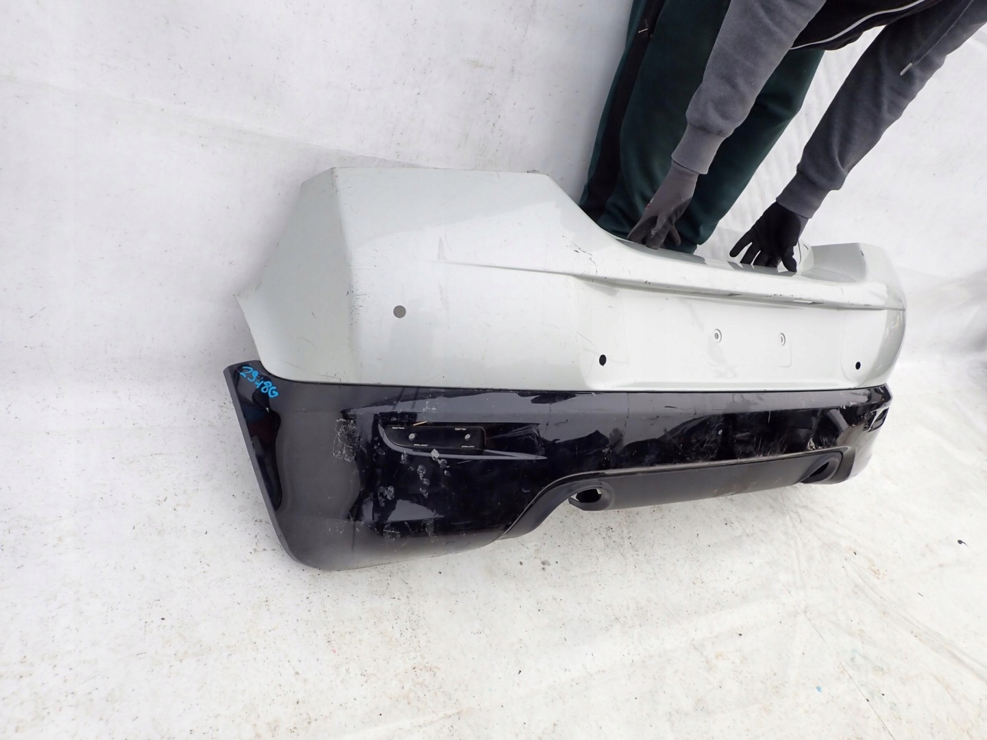 VOLVO C30 R-design 06- bumper rear part rear PDC
